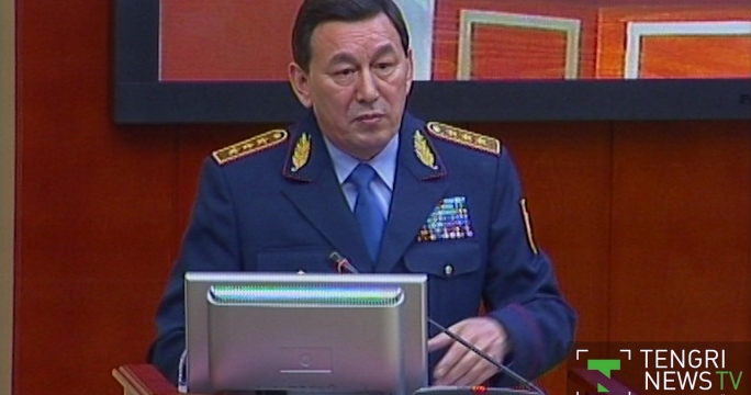 Глава МВД Касымов прокомментировал дело облитого мочой полицейского 