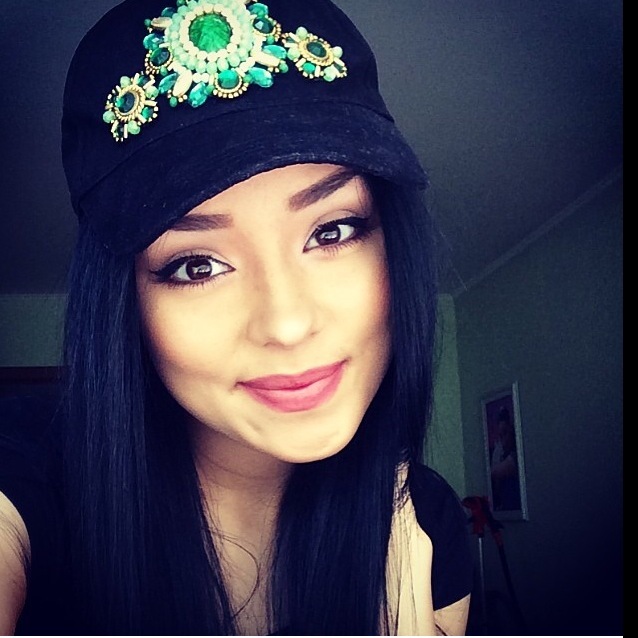 Красивая Казахская Девушка