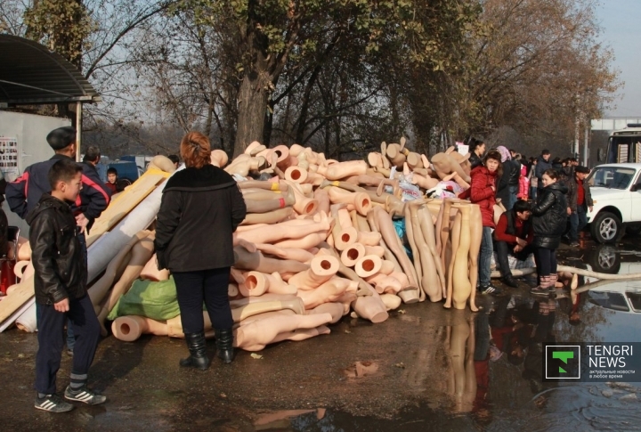 Спасите манекен! ©Владимир Прокопенко