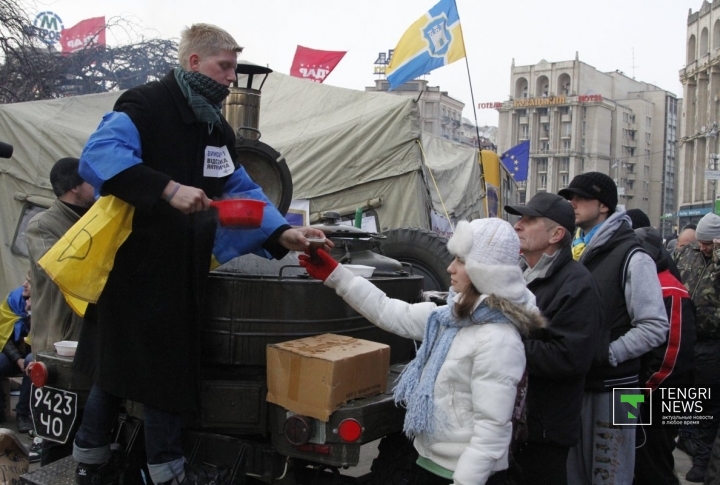 Провизией митингующих обеспечивали оппозиционные партии.
©Владимир Прокопенко