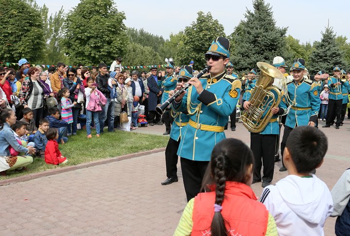 Выступление духового оркестра. ©Ярослав Радловский