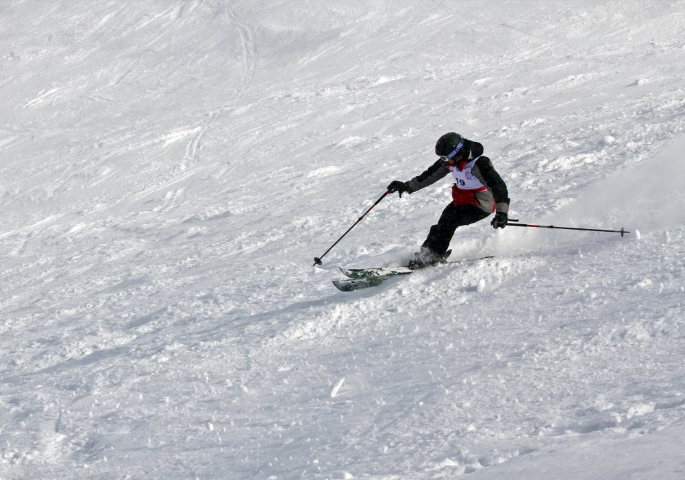 В соревнованиях участвовали 50 лыжников и сноубордистов из Казахстана, России и Кыргызстана. Фото © Николай Колесников