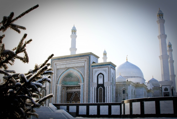 Новая мечеть расположена на территории площадью 11 гектаров