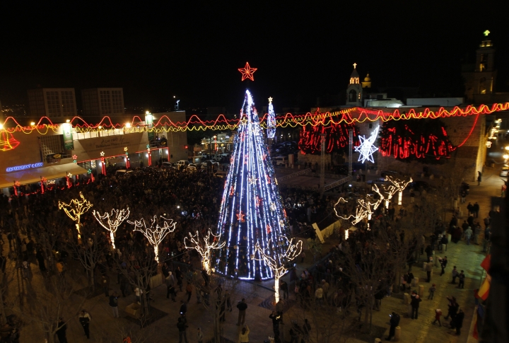 Рождественская ель в Вифлееме, Израиль. Фото ©REUTERS\Mohamad Torokman