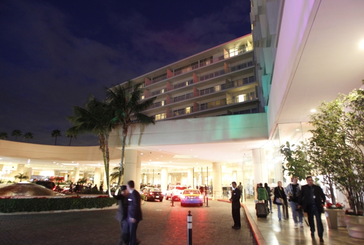 Отель Beverly Hilton. Отель, в котором свою последнюю ночь провела Уитни Хьюстон. Фото Danny Moloshok/Reuters©