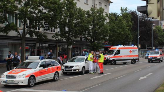21-летний беженец с мачете зарубил беременную женщину на улице в Германии