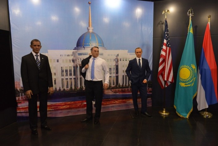 Восковые Назарбаев, Путин и Обама собрались в Астане