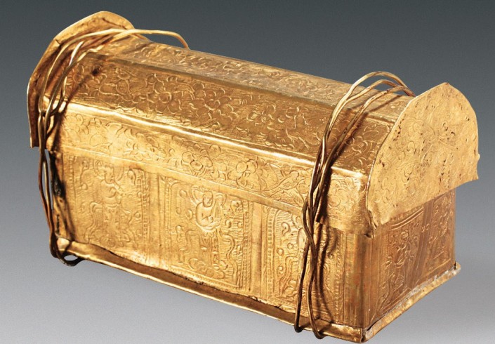 В Китае нашли кость Будды в золотом ларце