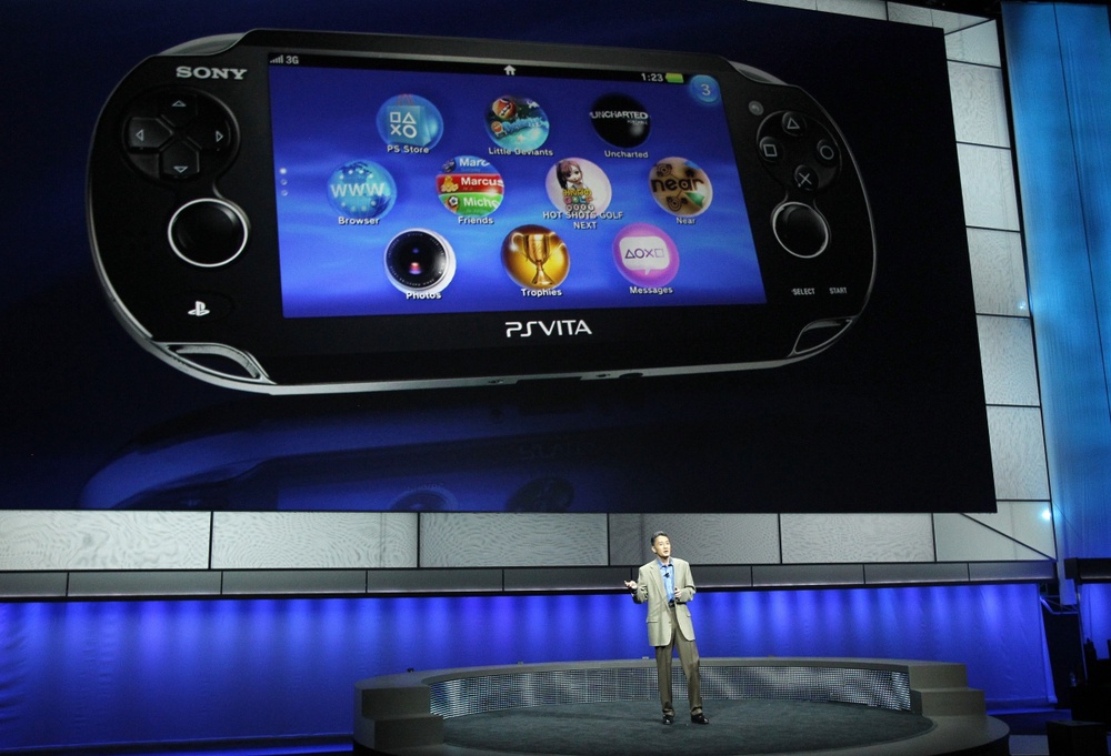 Презентация новой модели популярной приставки SONY PlayStation Vita. ©REUTERS/Mario Anzuoni
