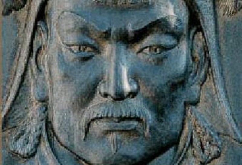 Барельеф с изображением Чингисхана