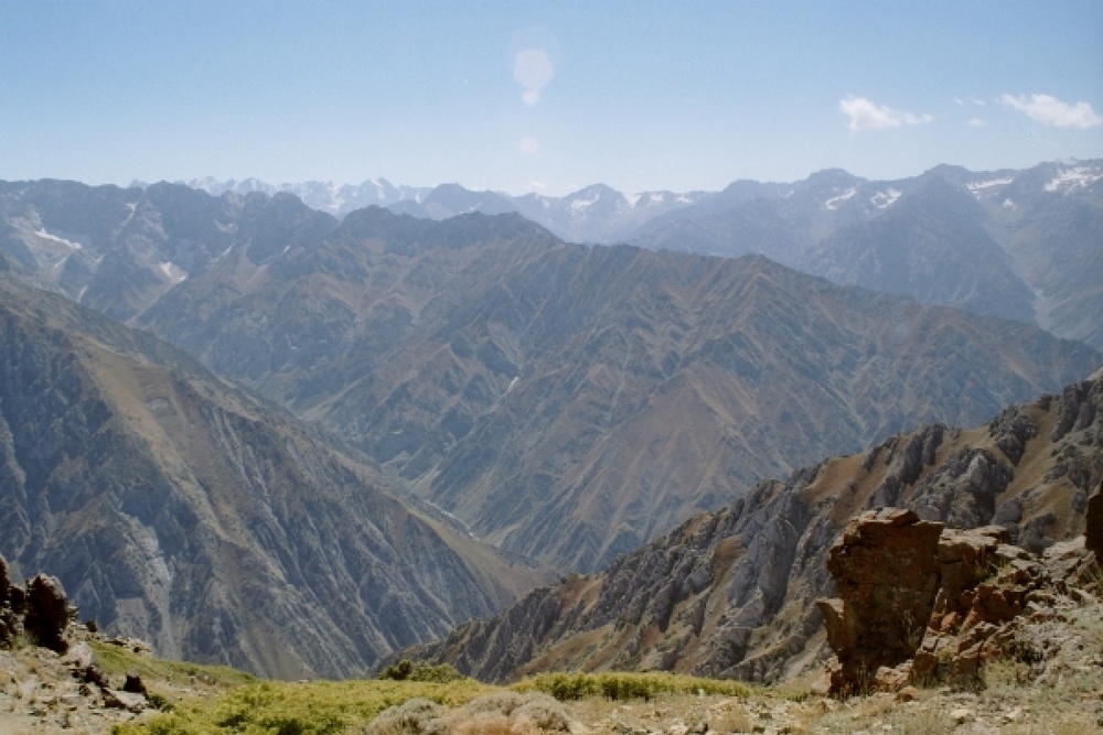 Горные массивы в Южно-Казахстанской области. ©Комитет индустрии туризма МТиС РК
