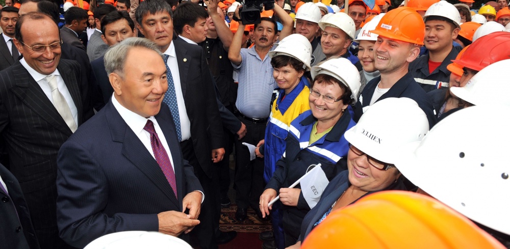 Президент РК Нурсултан Назарбаев во время рабочей поездки по Павлодарской области. Фото с сайта akorda.kz