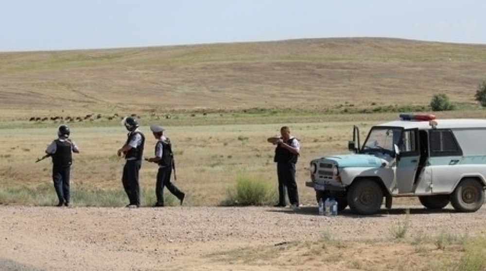 Фото с места проведения спецоперации в Актюбинской области в июле 2011 года