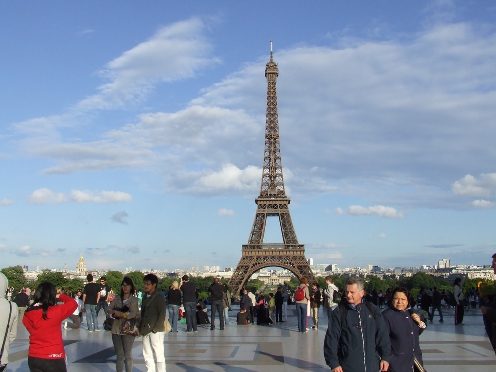 Эйфелева башня в Париже. ©Роза Есенкулова