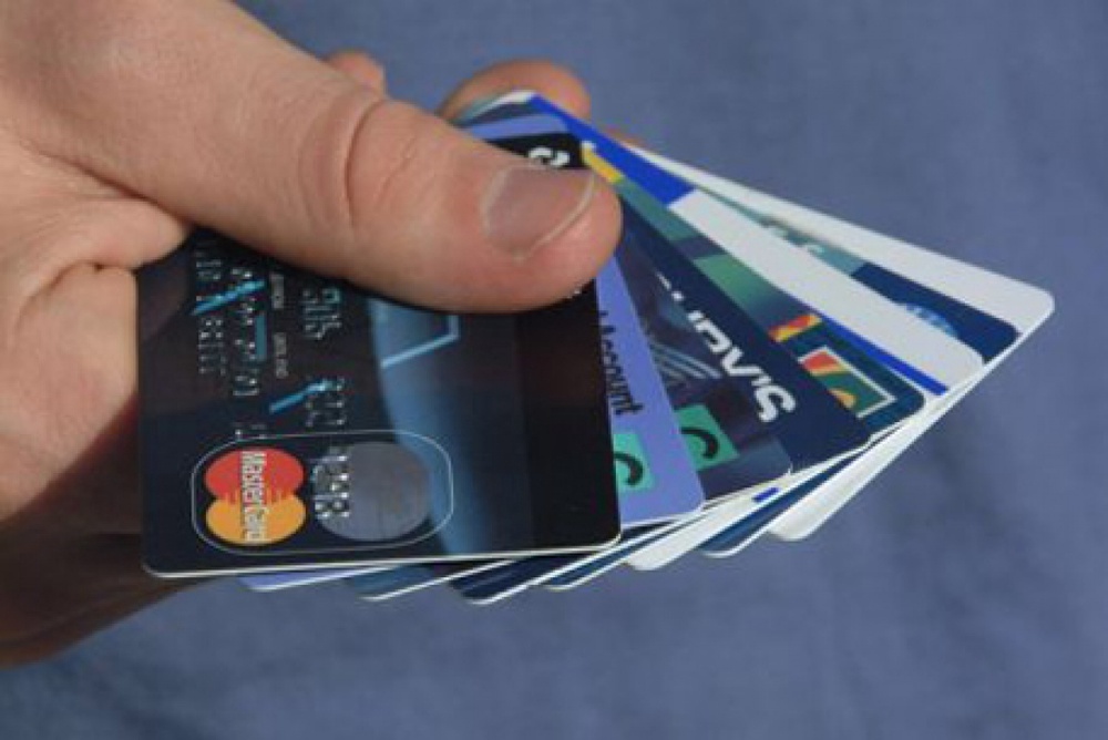Кредитные карты. Фото с сайта securitylab.ru