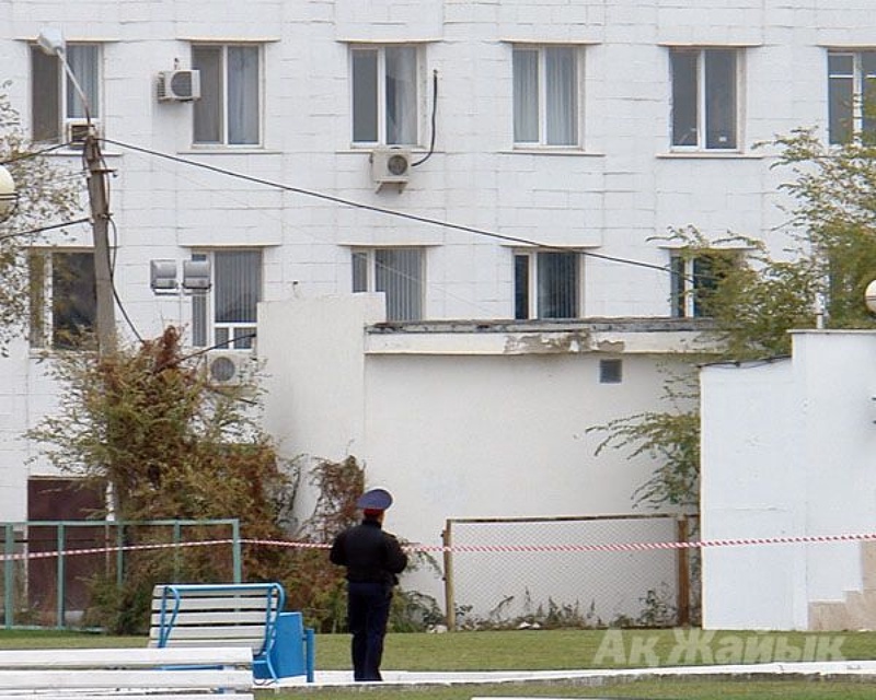 Оцепление на месте взрыва в Атырау. Фото с сайта azh.kz