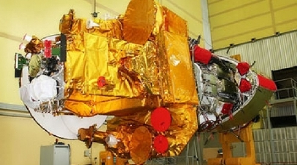 Спутник АМОС-5. Фото с сайта satdivision.ru