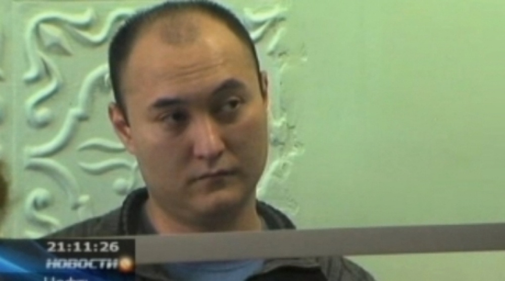 Мадияр Нурханов в зале суда. Кадр телеканала КТК