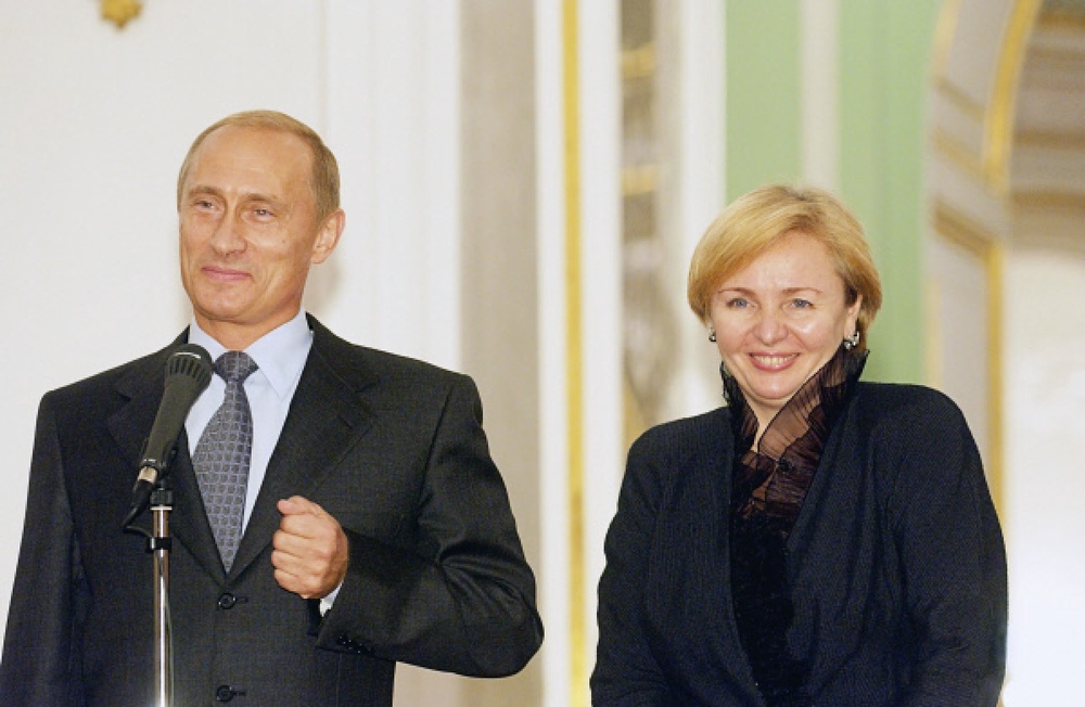 Владимир Путин с женой Людмилой. Фото РИА Новости