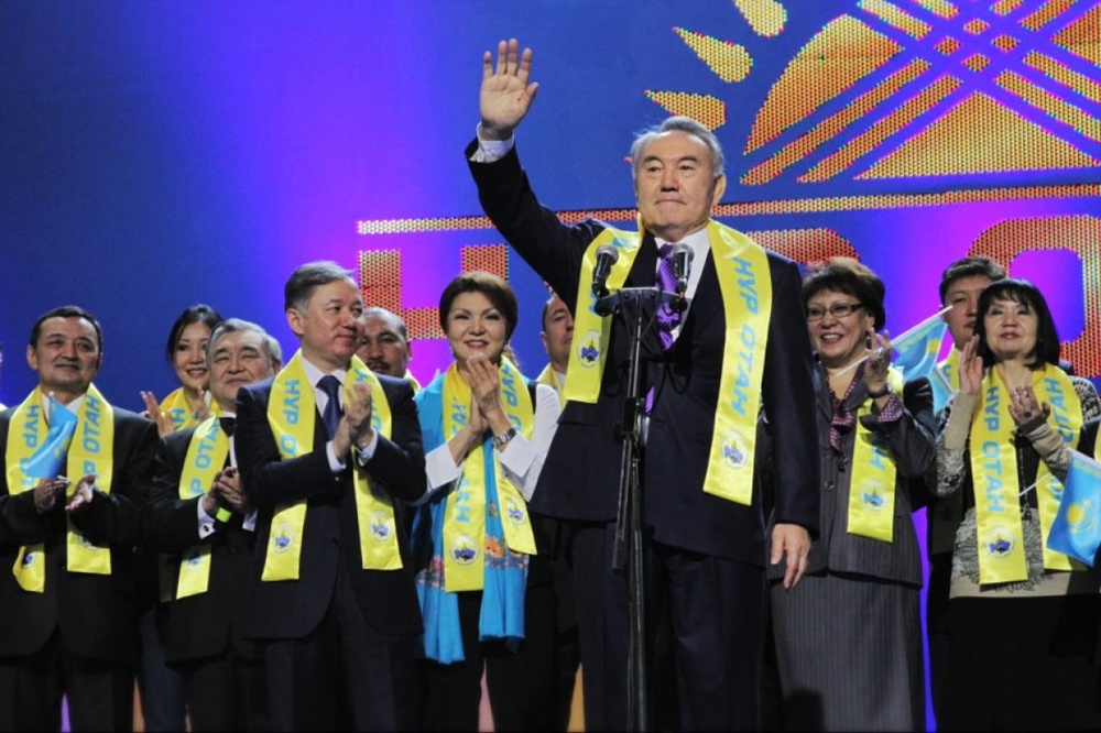 "Нур Отан" празднует победу на парламентских выборах