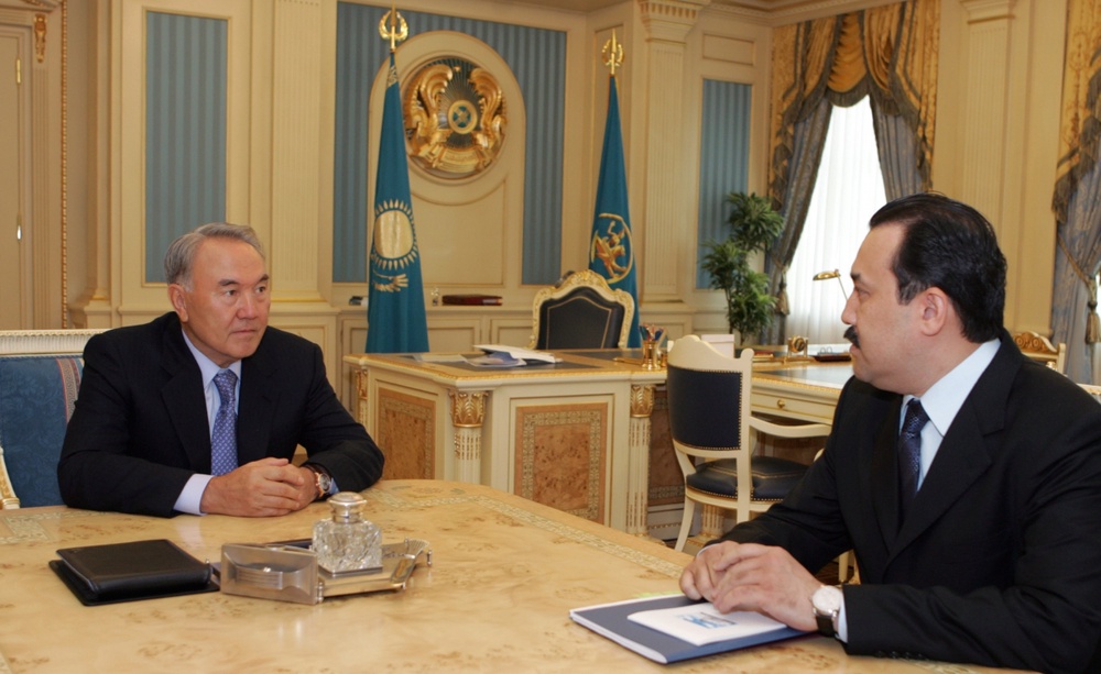 Нурсултан Назарбаев и Премьер-Министр РК Карим Масимов. Фото с сайта akorda.kz