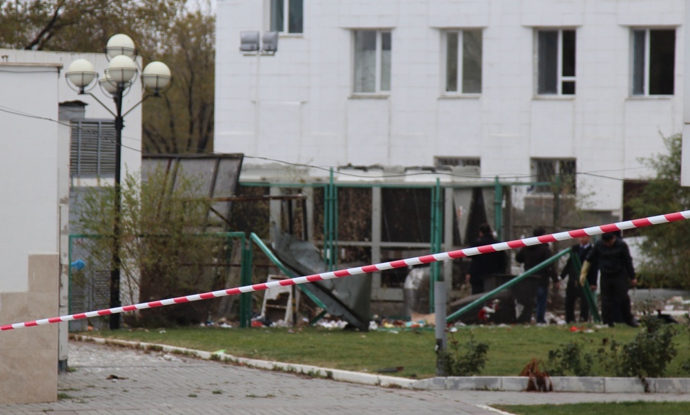 На месте взрыва в Атырау. Фото ©Дмитрий Дубовицкий