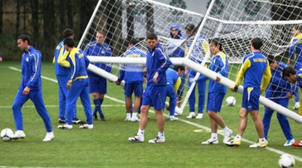 Тренировка сборной Казахстана по футболу. Фото с сайта ffk.k