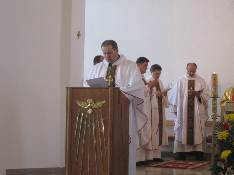 Посол Ватикана в Республике Казахстан нунций архиепископ Мигель Маури Булендиа