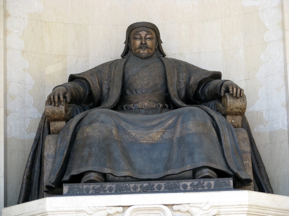 Статуя Чингисхана. Фото yka.kz