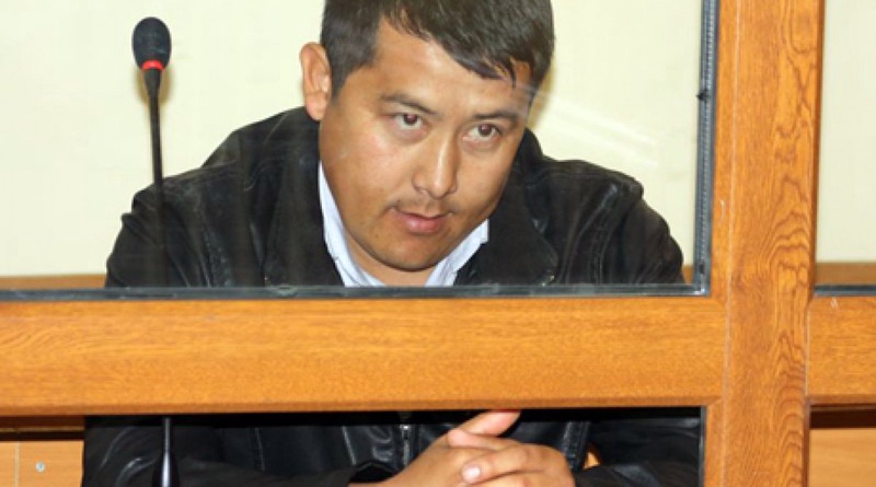 Женисбек Темиров на скамье подсудимых. Фото с сайта azattyq.org