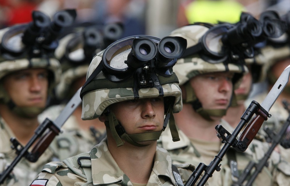 Польский военнослужащий. Фото ©REUTERS