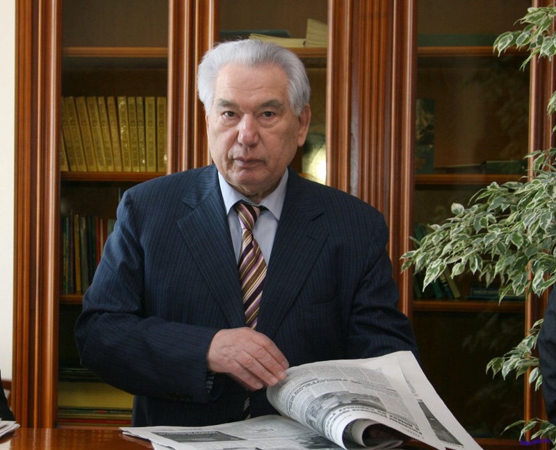 Чингиз Айтматов. Фото с сайта dailynews.kz