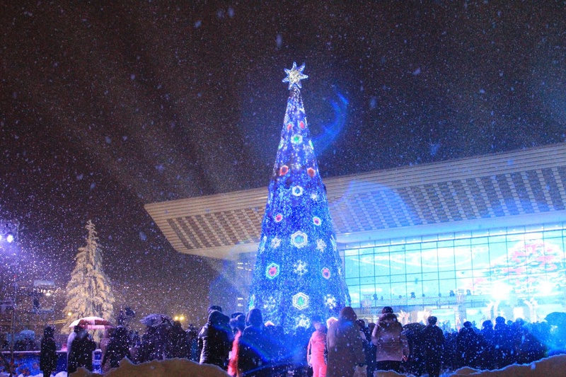 Главная елка Алматы. Фото ©Дмитрий Хегай