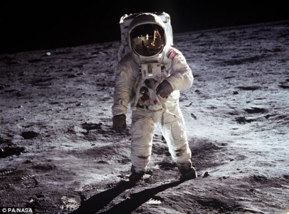 Американский астронавт Базз Олдрин на Луне. Фото NASA