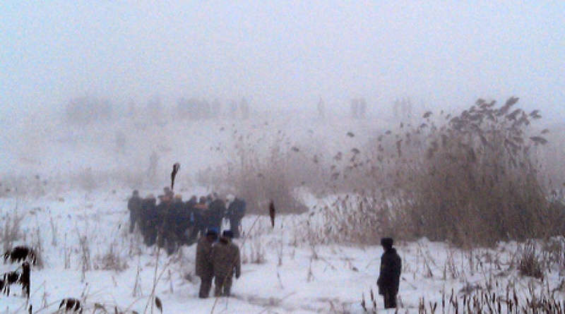 На месте крушения пассажирского самолета в районе поселка Кызылту Алматинской области. Фото ©tengrinews.kz