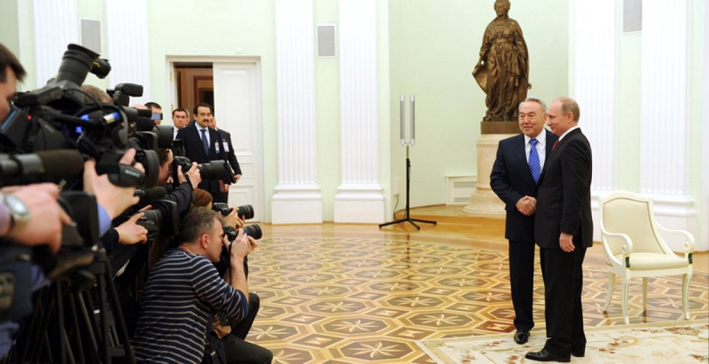 Президенты Казахстана и России Нурсултан Назарбаев и Владимир Путин. Фото Акорды