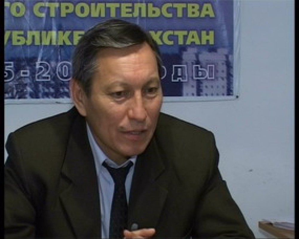  Директор департамента жилищной политики Министерства регионального развития РК Кенжебулат Мынбаев. Фото с сайта newsfactory.kz 