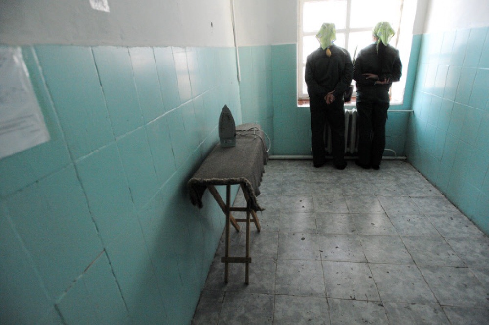 Заключенные в бытовой комнате исправительной колонии общего режима для женщин. Фото ©РИА Новости