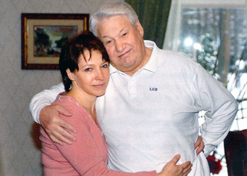 Татьяна Юмашева с отцом - Борисом Ельцином. Фото с сайта moscowuniversityclub.ru 