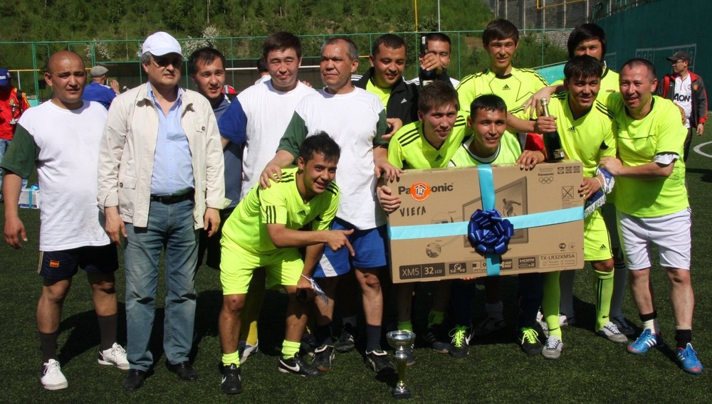 Победители турнира - команда "Алматы-2" (Центральная городская клиническая больница № 12). Фото с сайта Vesti.kz