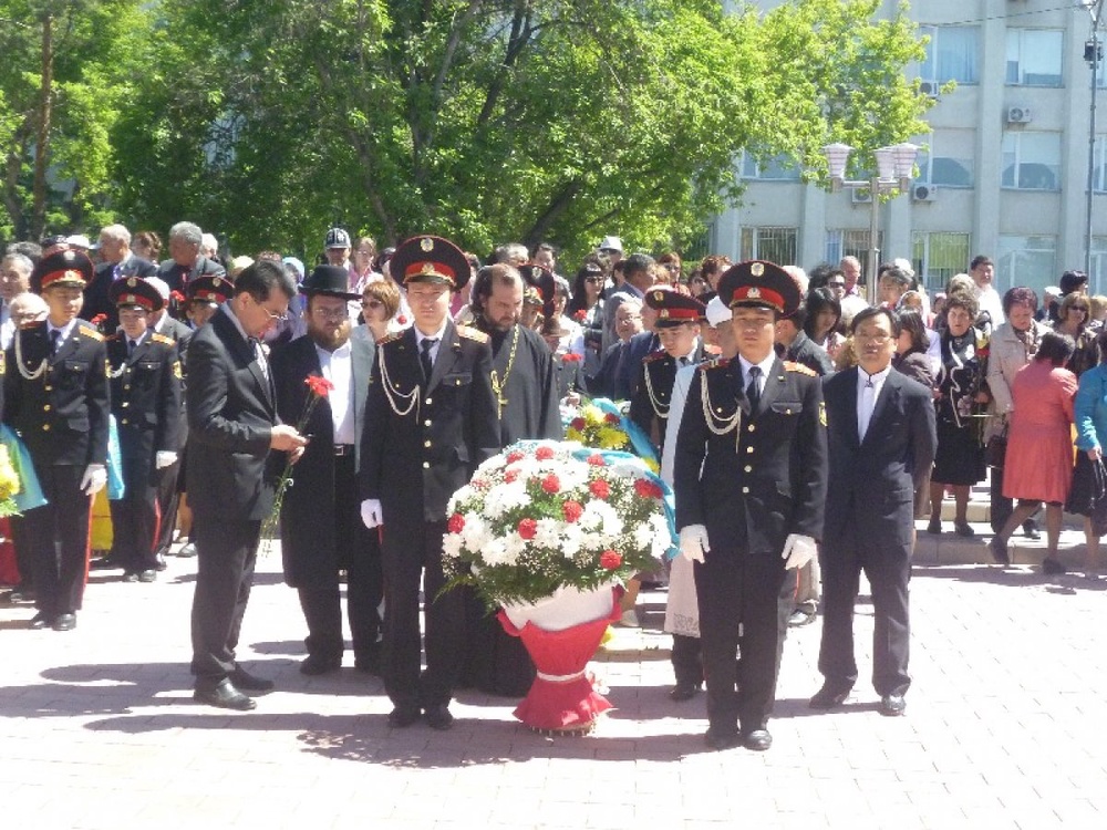 Открытие мемориала в сквере по улице Ленина напротив городского акимата. Фото ©tengrinews.kz