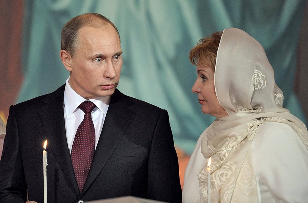 Владимир Путин с женой Людмилой. Фото kommersant.ru