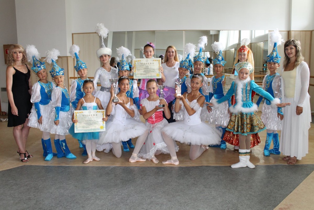В Испании на международном конкурсе честь Казахстана защищали 22 юные балерины.