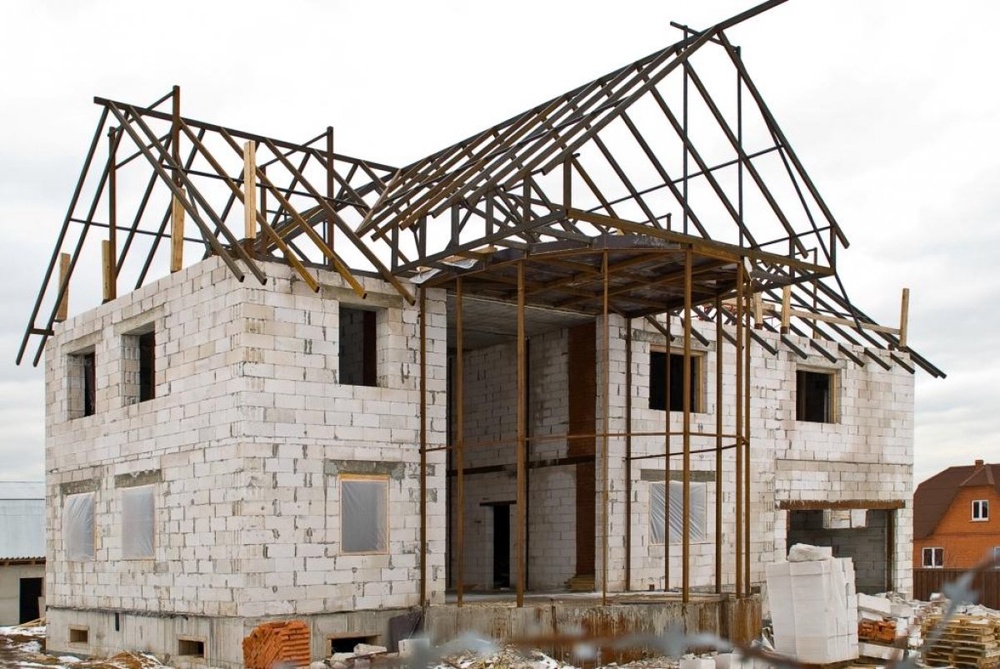 При постройке дома казахстанцы предпочитают традиционные технологии. Фото с сайта vesti.kz
