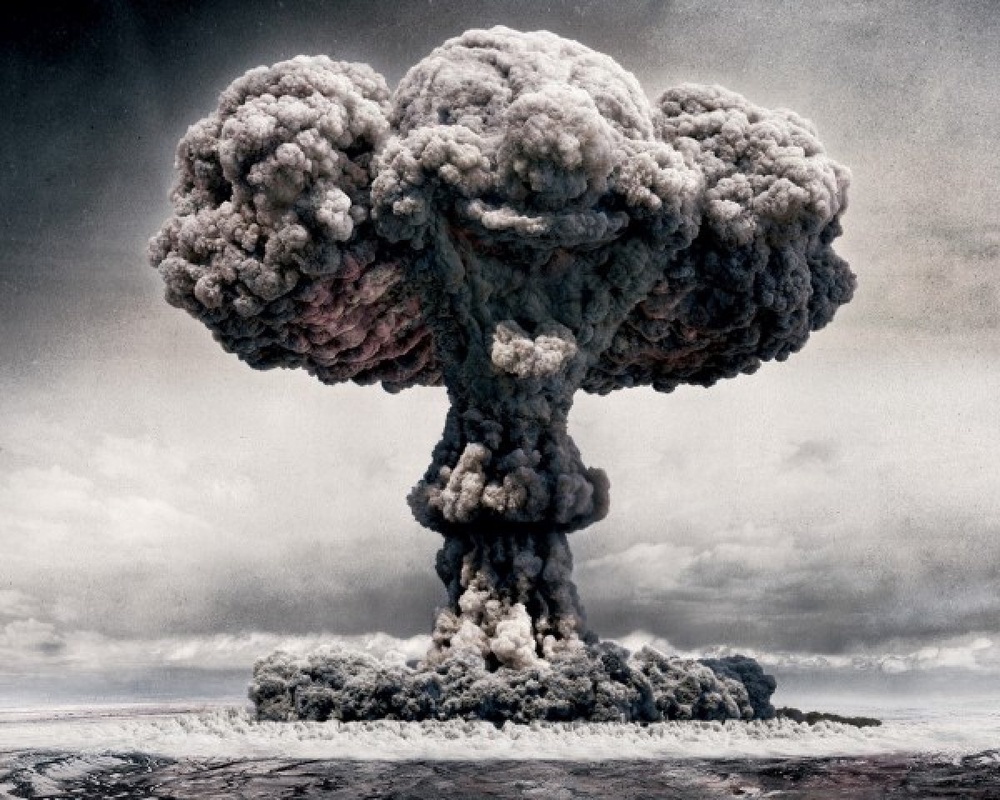 Взрыв водородной бомбы. Фото с сайта tainy.net