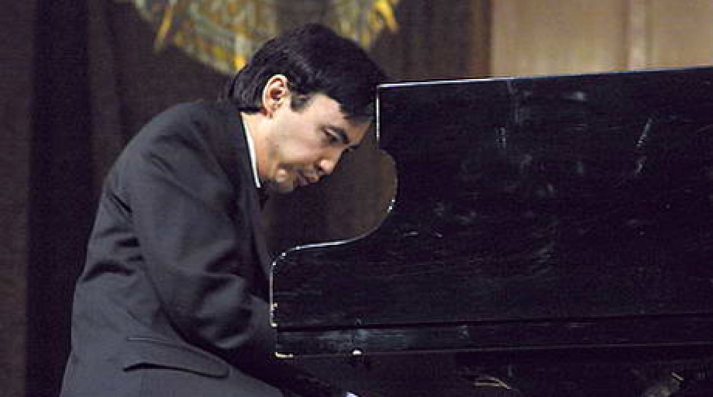 Пианист Темиржан Ержанов. Фото ©np.kz