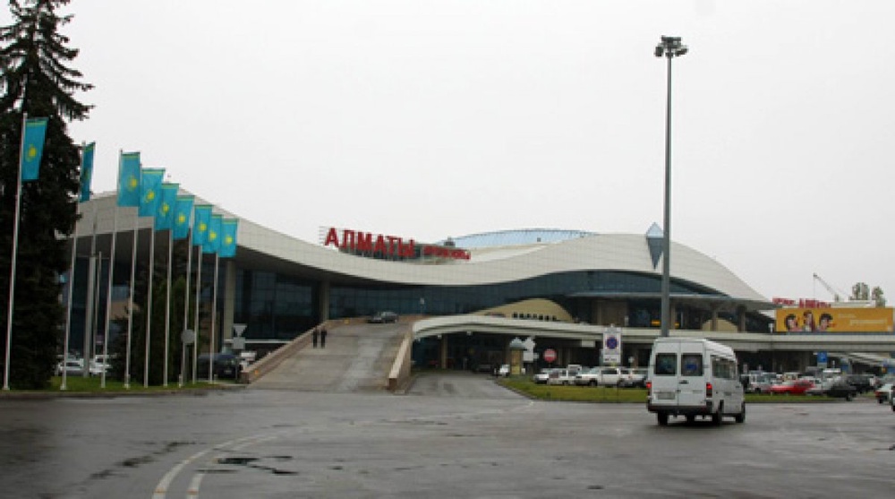 Аэропорт Алматы. ©Ярослав Радловский
