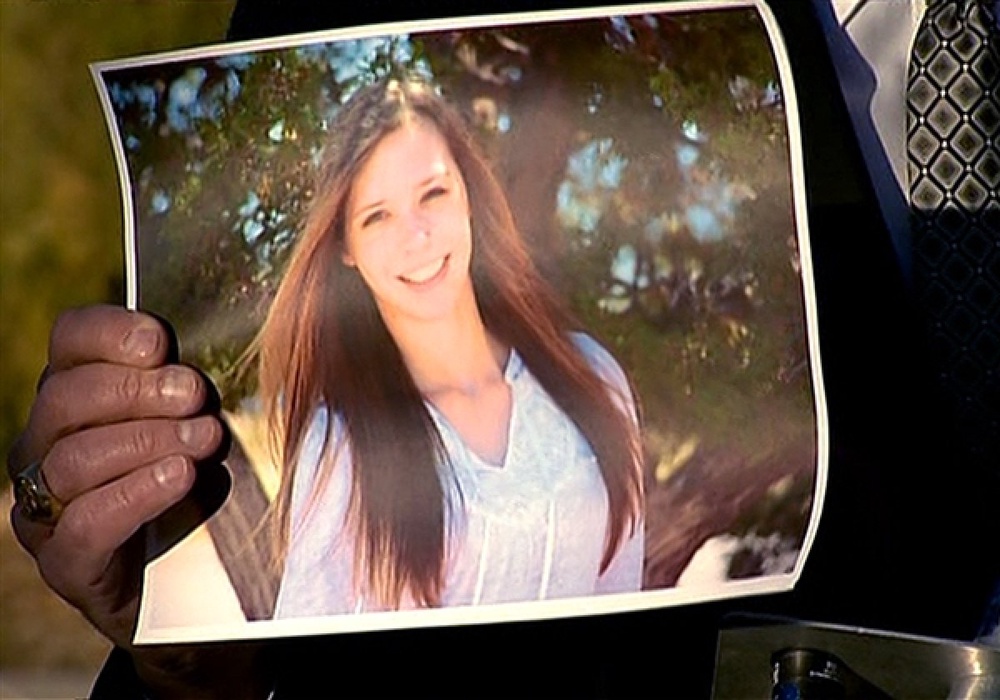 17-летняя Клэр Дэвис была ранена во время стрельбы в школе города Сентенниал 13 декабря. Фото NBC News