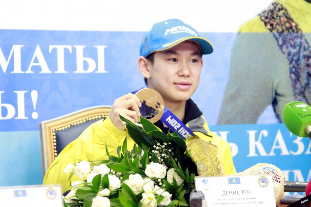 Денис Тен с бронзовой медалью Олимпиады в Сочи. Фото Айжан Тугельбаева©