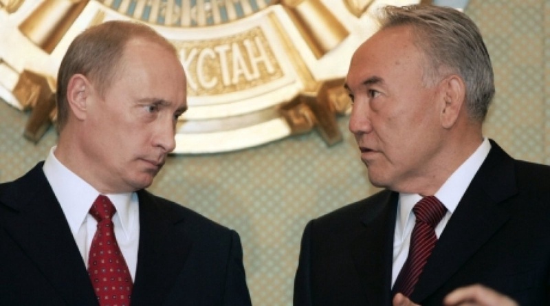 Президенты Казахстана и России Нурсултан Назарбаев и Владимир Путин. Фото ©REUTERS